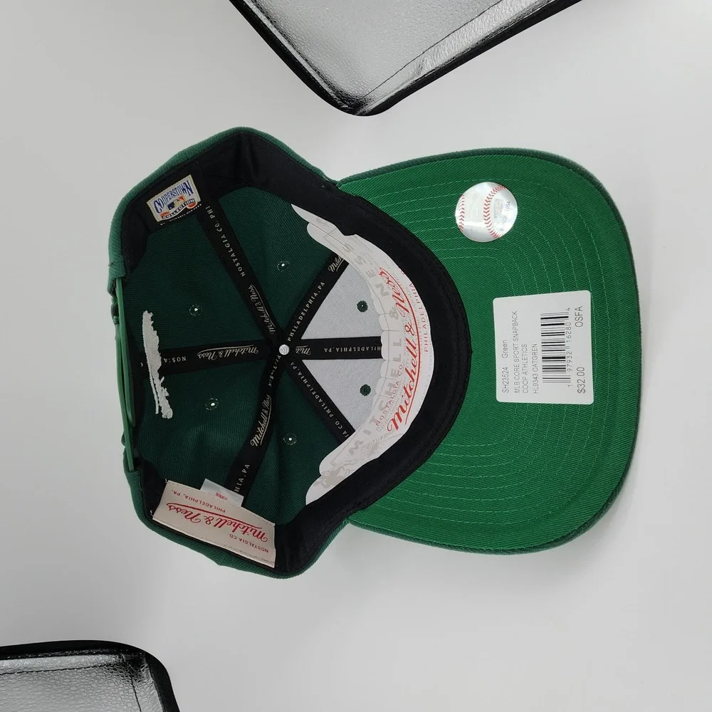 Mitchell & Ness Oakland Athletics Hat Mens OSFA Green Elephant Logo Snapback NEW